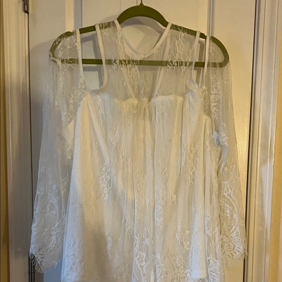 Rain White Lace Overlay Top - Picture 5 of 5